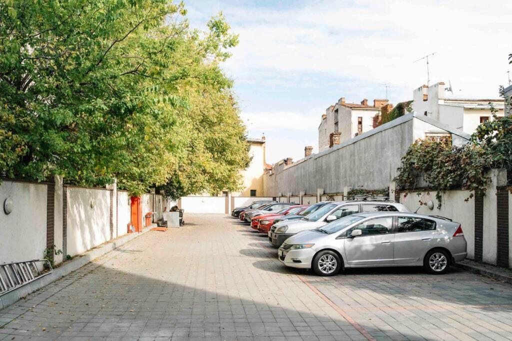 Vivando - Beautiful Studio B + Parking Bucarest Exterior foto